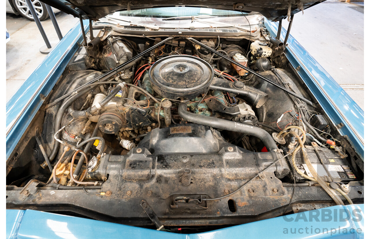 01/1975 Oldsmobile Ninety-Eight 98 Luxury 4d Sedan Specter Blue / White Vinyl V8 455ci V8 7.5L