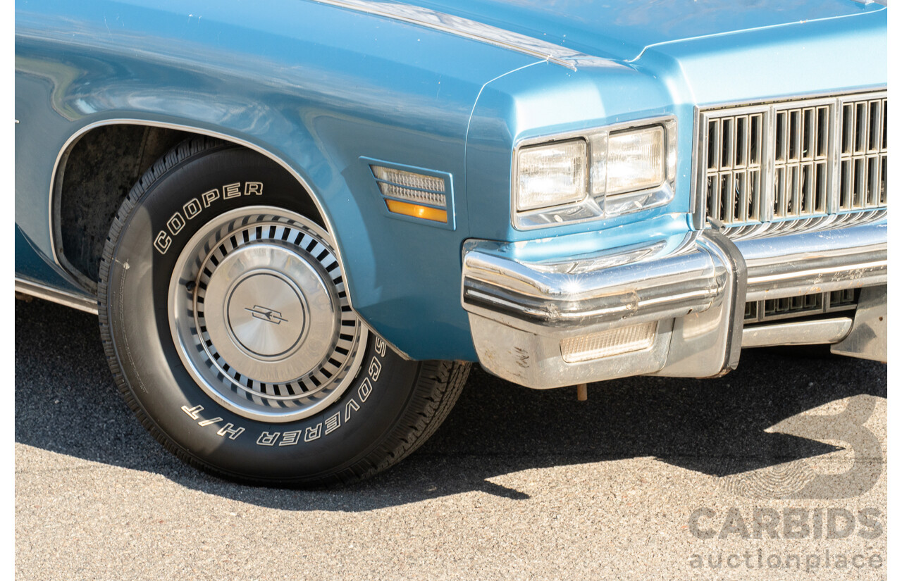 01/1975 Oldsmobile Ninety-Eight 98 Luxury 4d Sedan Specter Blue / White Vinyl V8 455ci V8 7.5L