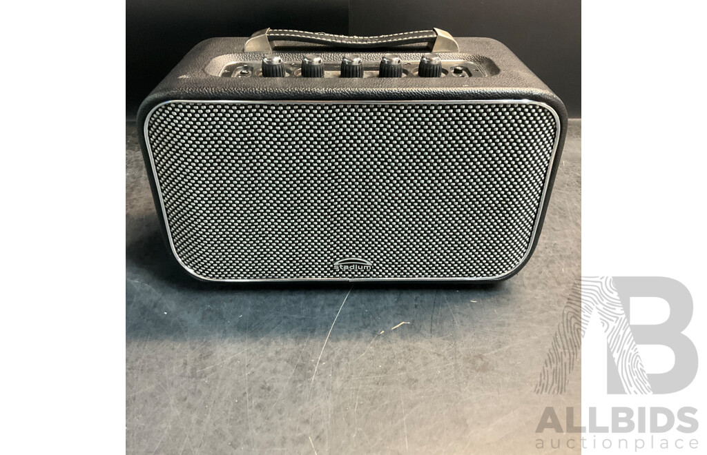 Stadium Studio Acoustic Guitar AMP & Bluetooth Speaker