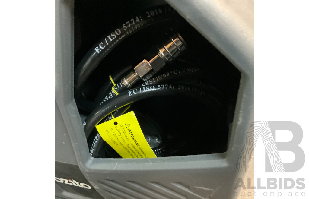 OZITO ACK100 Inflate-It Compressor Kit