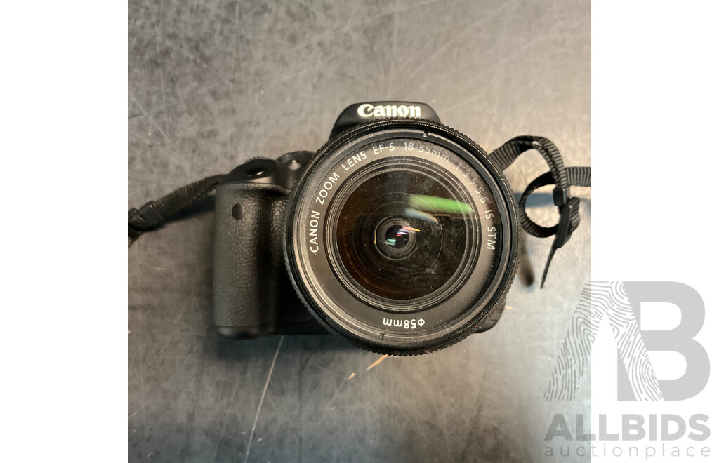 Canon EOS 700D with EF-S 18-55mm is STM Kit Digital Camera
