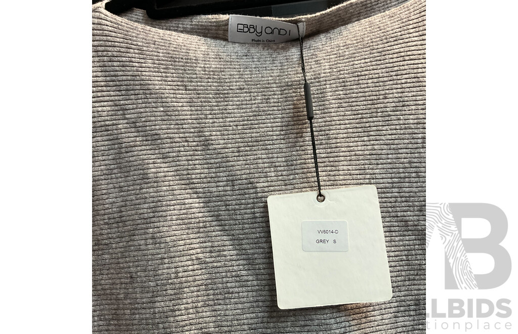 Lorraine Size 8 Swing Top & EBBY ANDI Size S Knitwear
