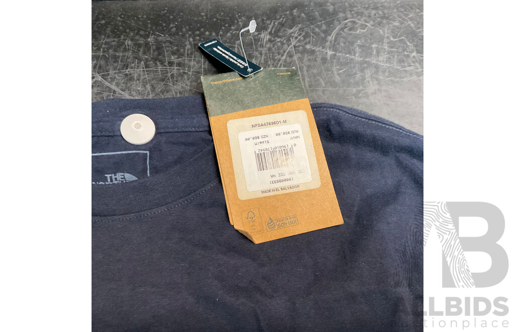 Largerfeld, the North Face, Stussy T Shirt - Size M & XL - Lot of 3