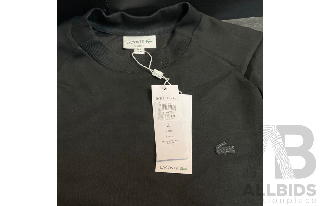 Lacoste Classic Fit Crew Neck Sweat Top in Black
