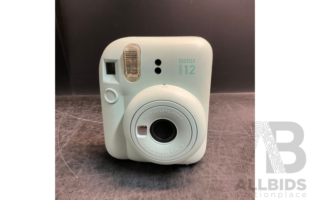 Fujifilm Instax Mini12 Instant Camera (Mint Green)