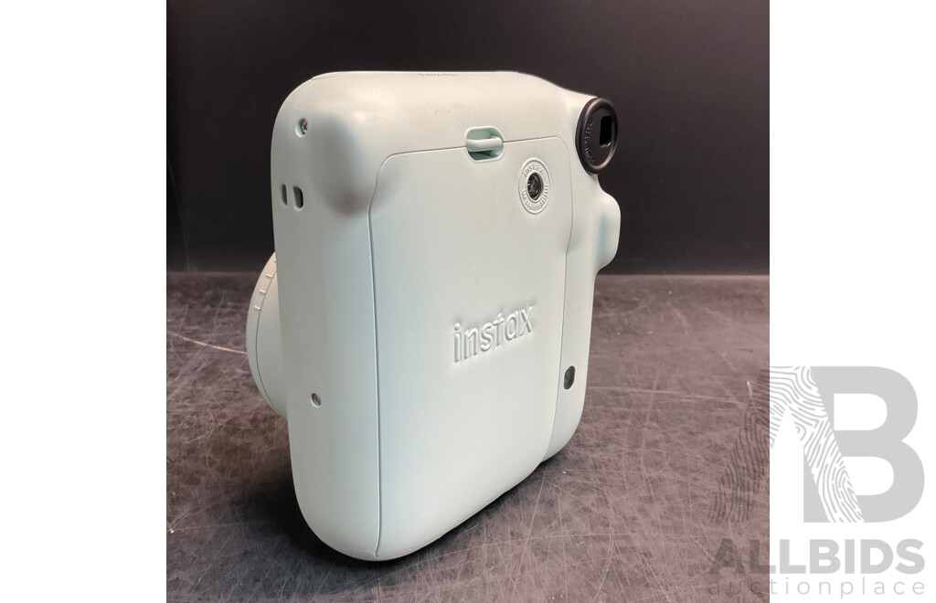 Fujifilm Instax Mini12 Instant Camera (Mint Green)