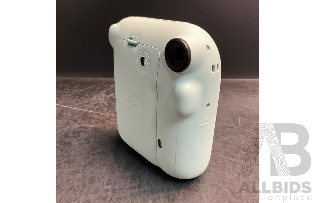 Fujifilm Instax Mini12 Instant Camera (Mint Green)