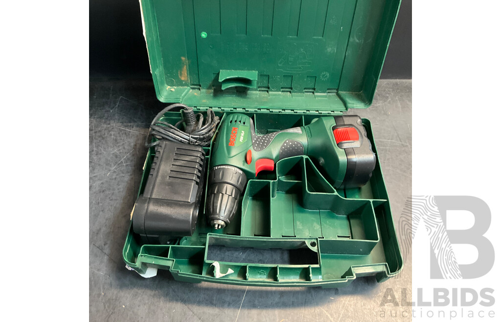 BOSCH D70745 Cordless Drill with Case