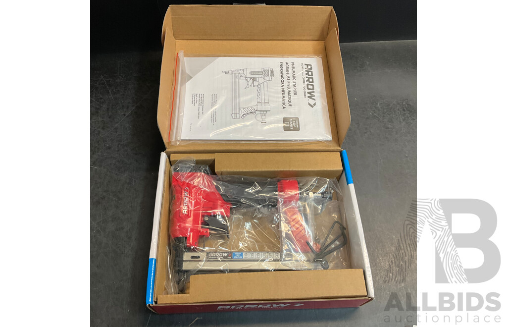 ARROW PT50 Pneumatic Stapler & Paslode Nails Handy Pack X2