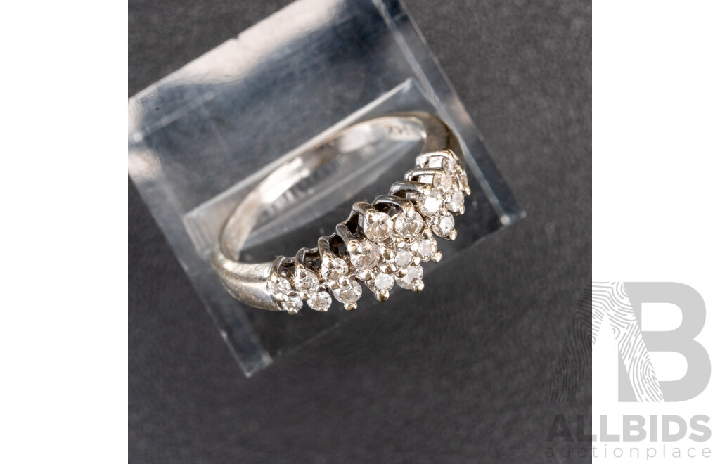 14ct White Gold Diamond Cluster Ring, Est TDW 0.50ct, Size O, 3.28 Grams