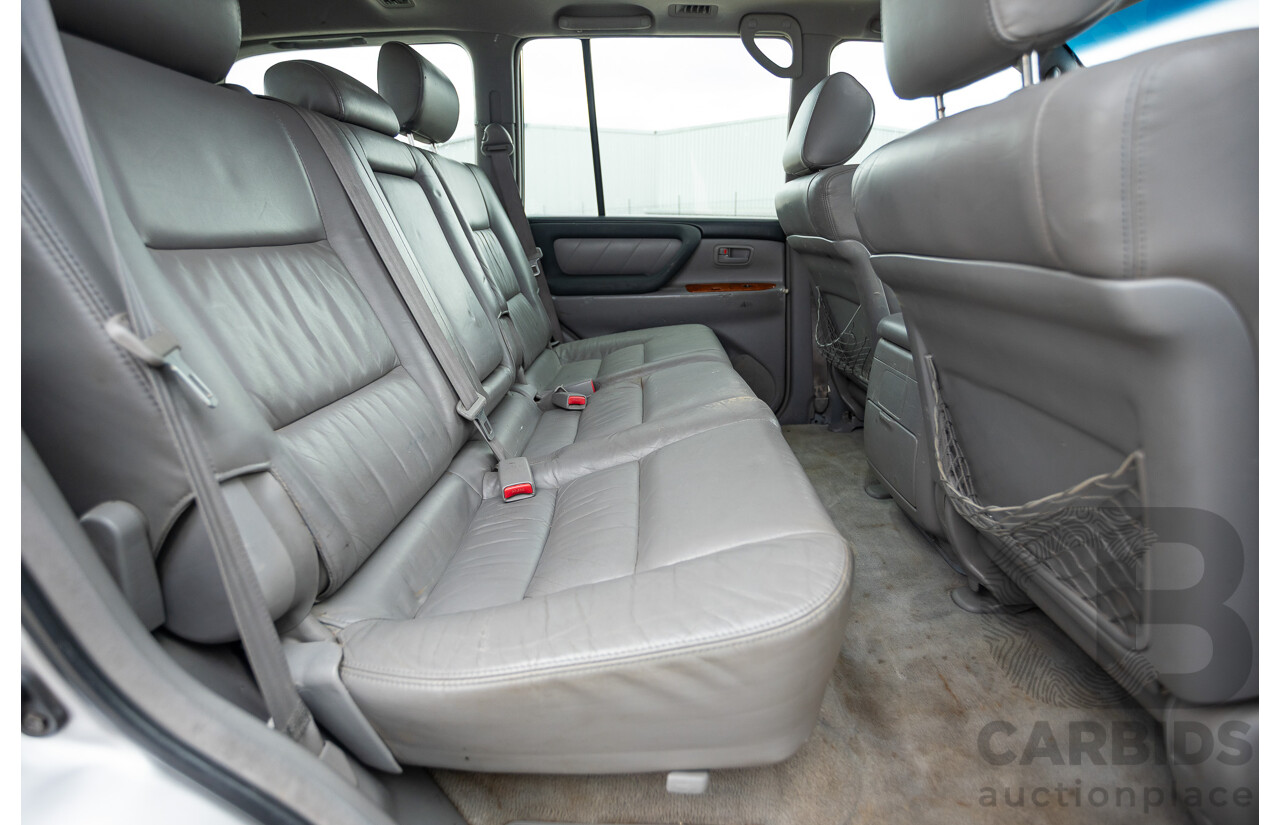 2/2004 Toyota Landcruiser Sahara (4x4) UZJ100R 4d Wagon Warm Silver Metallic V8 4.7L