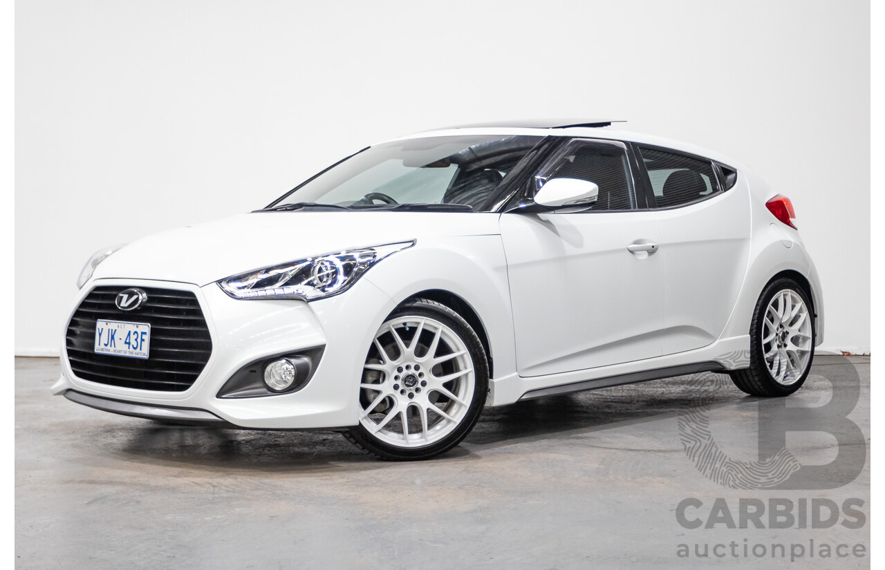 04/2015 Hyundai Veloster SR Turbo FS3 3d Coupe Storm Trooper Pearl White Turbo 1.6L