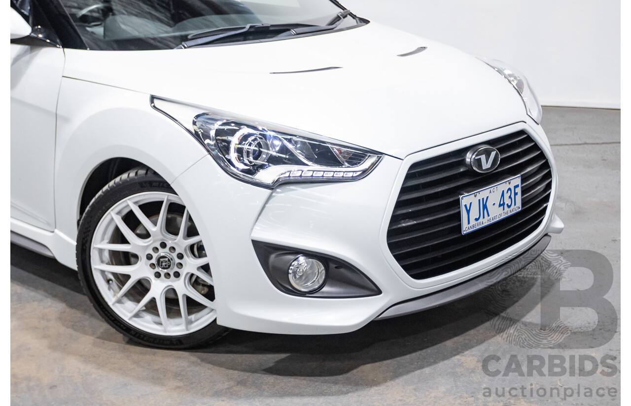 04/2015 Hyundai Veloster SR Turbo FS3 3d Coupe Storm Trooper Pearl White Turbo 1.6L