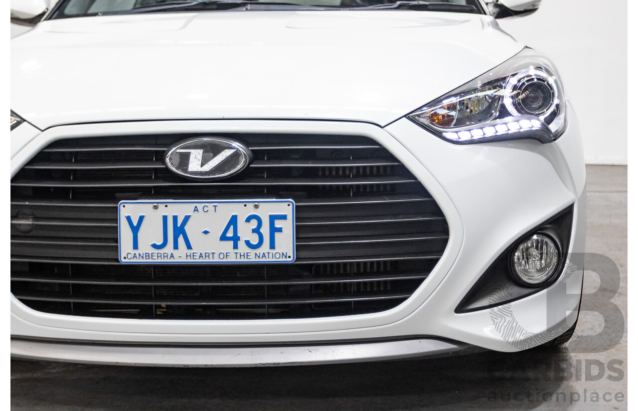 04/2015 Hyundai Veloster SR Turbo FS3 3d Coupe Storm Trooper Pearl White Turbo 1.6L