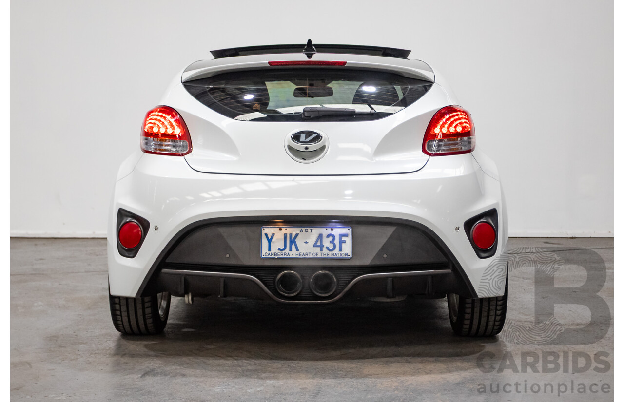 04/2015 Hyundai Veloster SR Turbo FS3 3d Coupe Storm Trooper Pearl White Turbo 1.6L