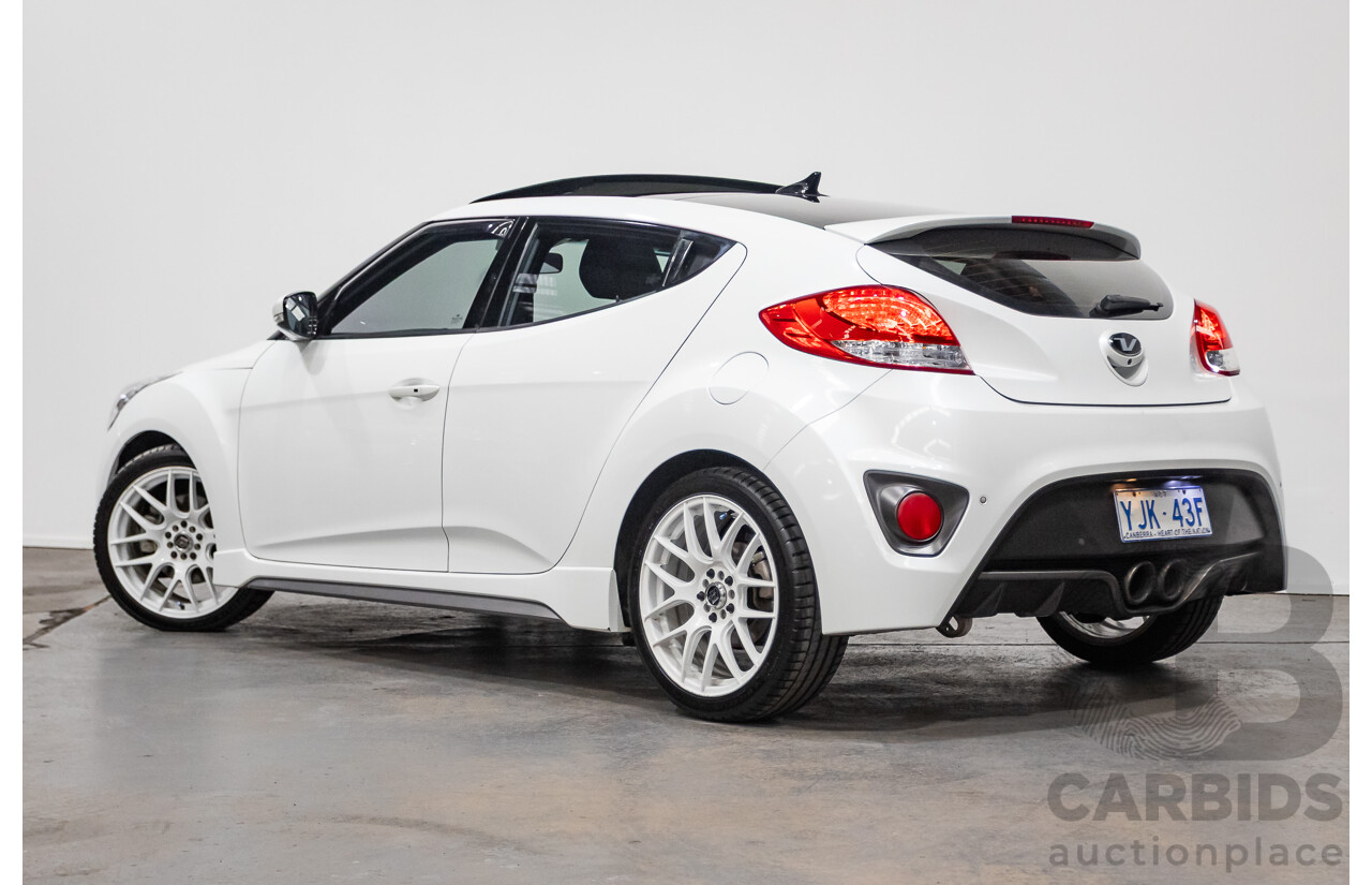 04/2015 Hyundai Veloster SR Turbo FS3 3d Coupe Storm Trooper Pearl White Turbo 1.6L