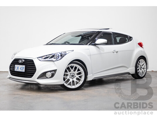 04/2015 Hyundai Veloster SR Turbo FS3 3d Coupe Storm Trooper Pearl White Turbo 1.6L