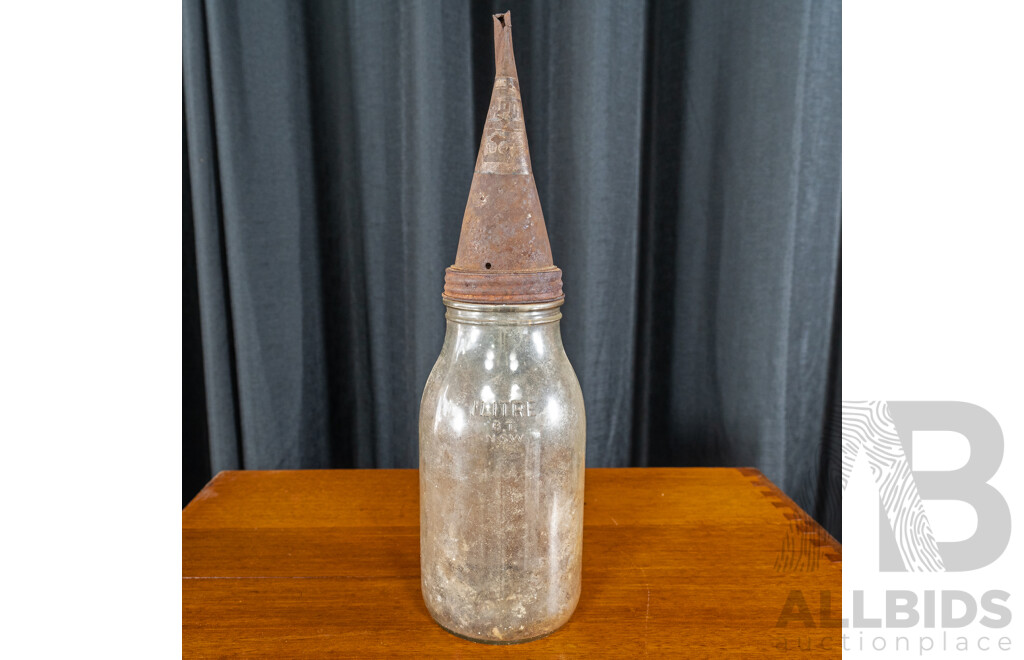 Vintage One Litre Oil Bottle Marked B.T NSW