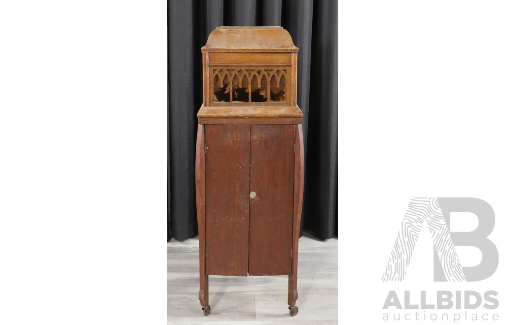 Antique Rexonola Gramaphone & Cabinet with Collection Antique 78 Records
