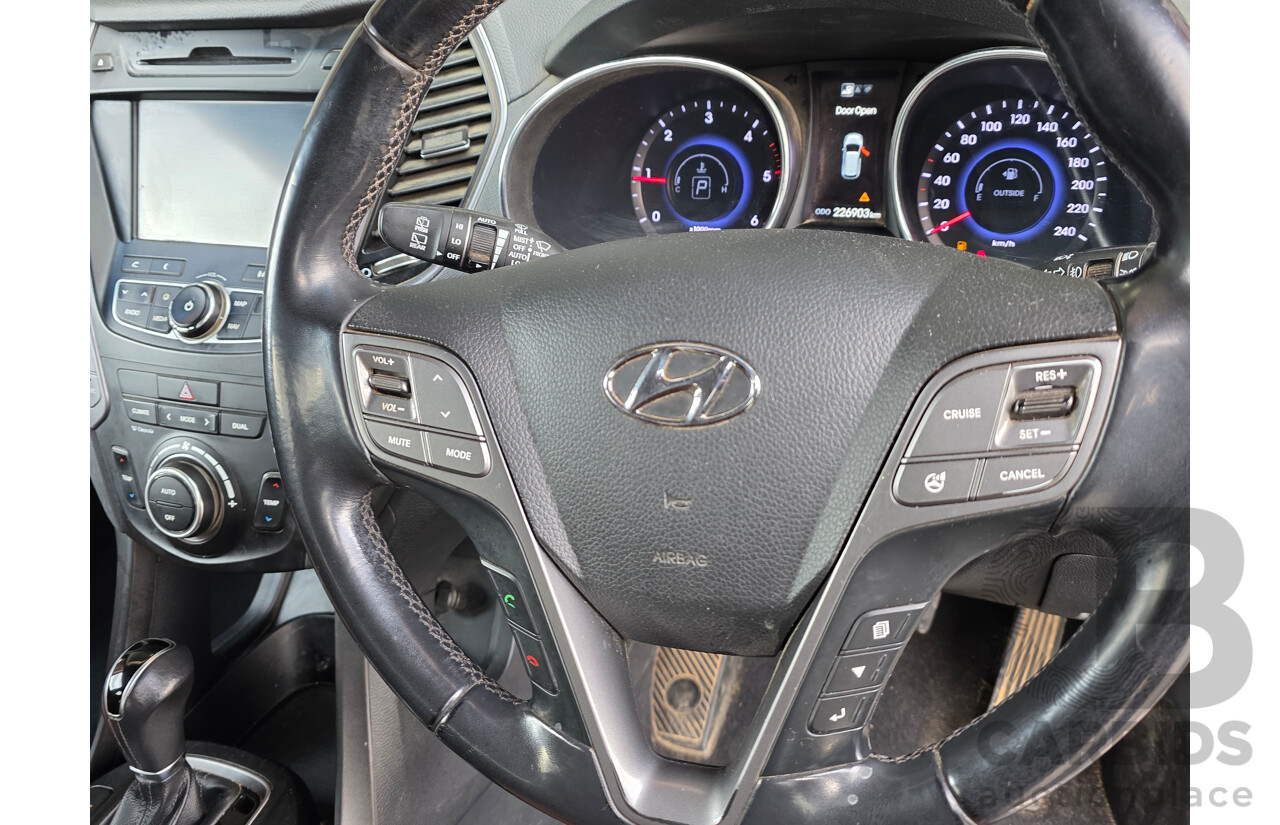 11/2012 Hyundai Santa Fe Highlander CRDi (4x4) CM MY12 4d Wagon Brown Turbo Diesel 2.2L - 7 seats