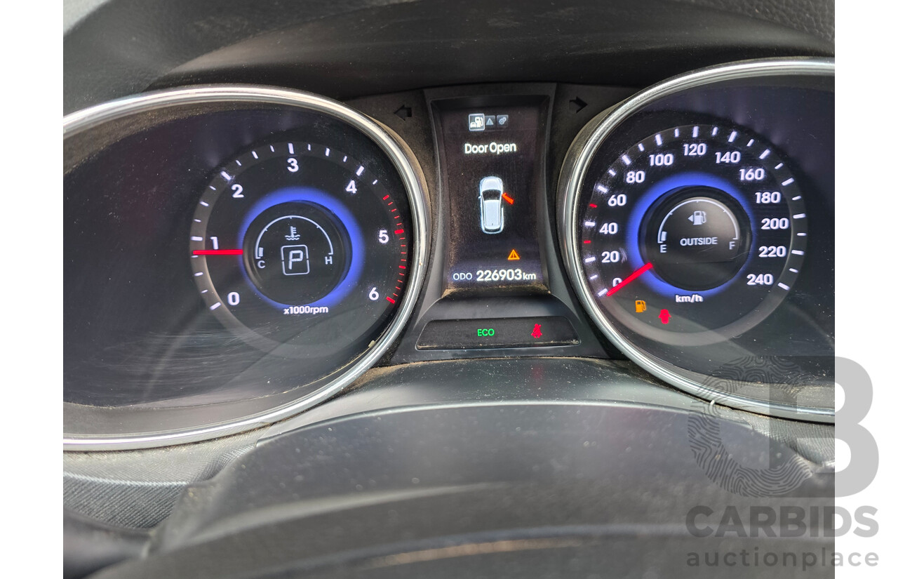 11/2012 Hyundai Santa Fe Highlander CRDi (4x4) CM MY12 4d Wagon Brown Turbo Diesel 2.2L - 7 seats