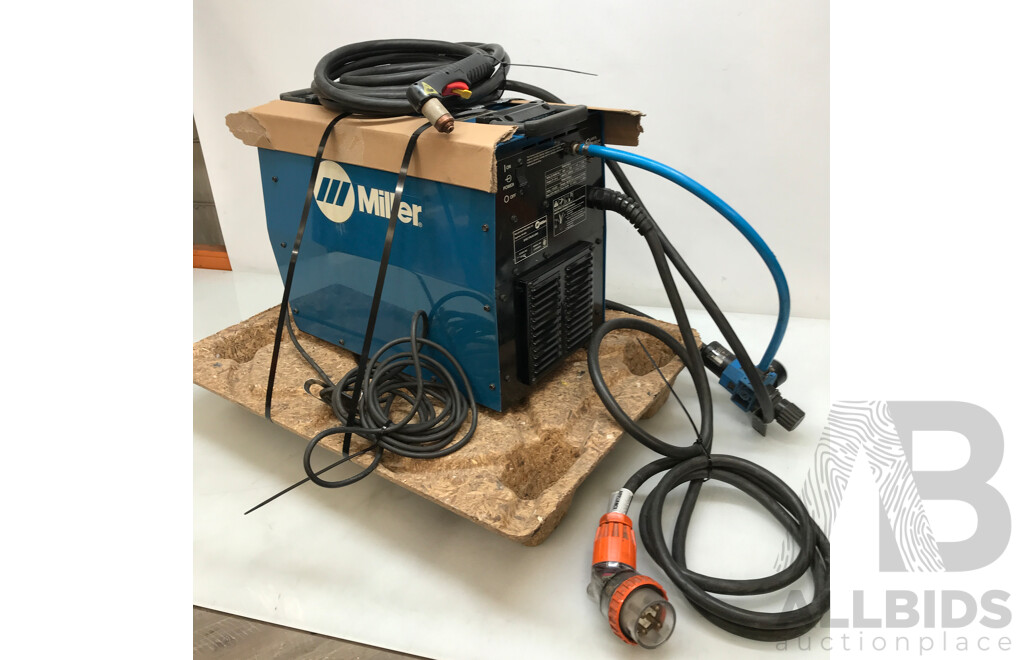 Miller Spectrum 2050 Plasma Cutter