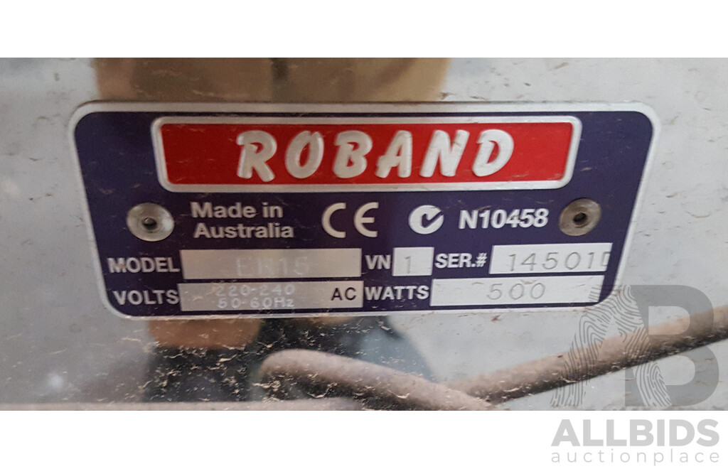 Roband (ER15) Refrigerated Food Display