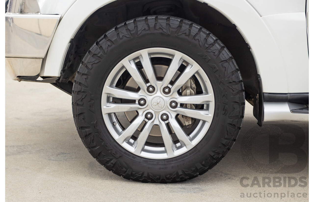 1/2013 Mitsubishi Pajero VR-X LWB (4x4) NW MY13 4d Wagon White Turbo Diesel 3.2L