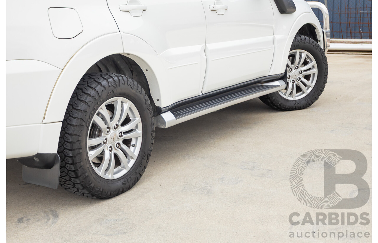 1/2013 Mitsubishi Pajero VR-X LWB (4x4) NW MY13 4d Wagon White Turbo Diesel 3.2L