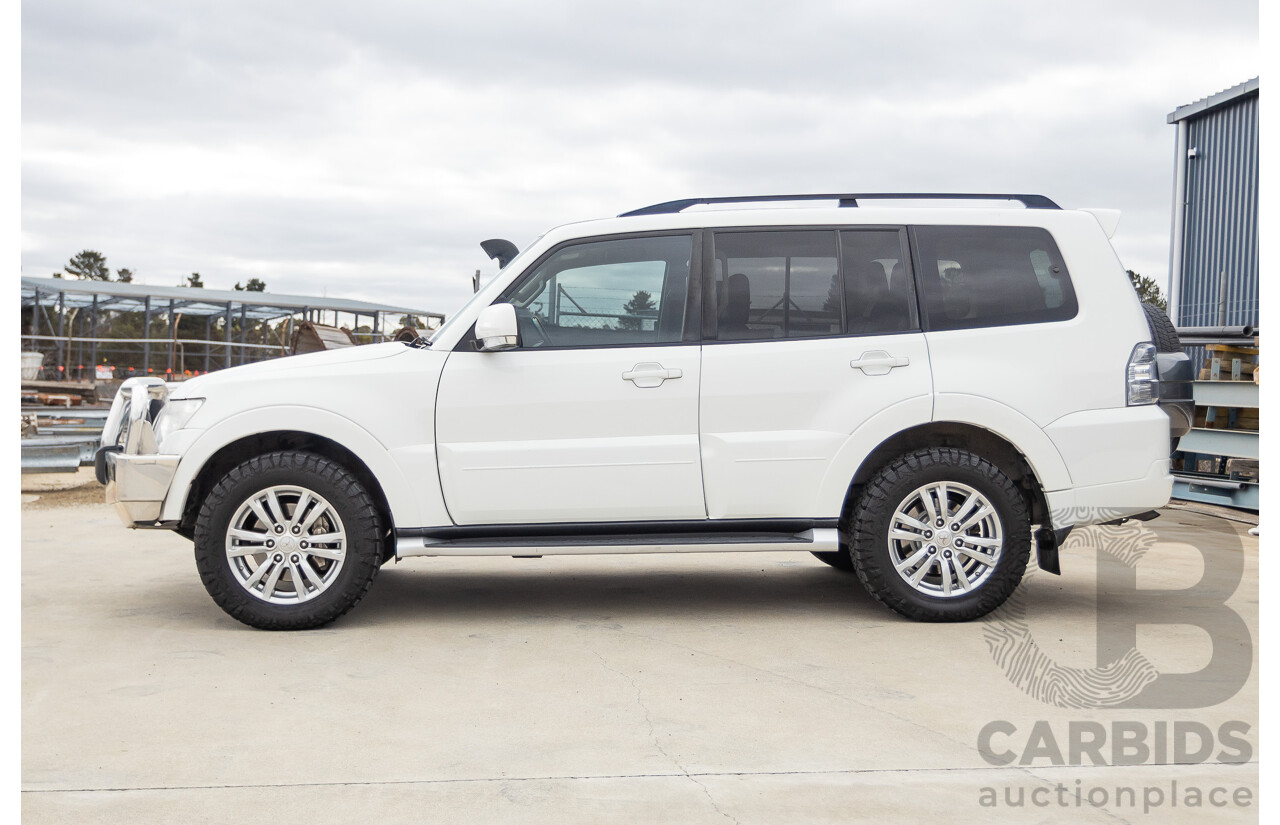 1/2013 Mitsubishi Pajero VR-X LWB (4x4) NW MY13 4d Wagon White Turbo Diesel 3.2L