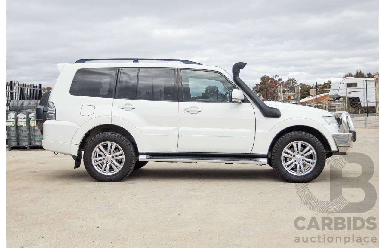 1/2013 Mitsubishi Pajero VR-X LWB (4x4) NW MY13 4d Wagon White Turbo Diesel 3.2L