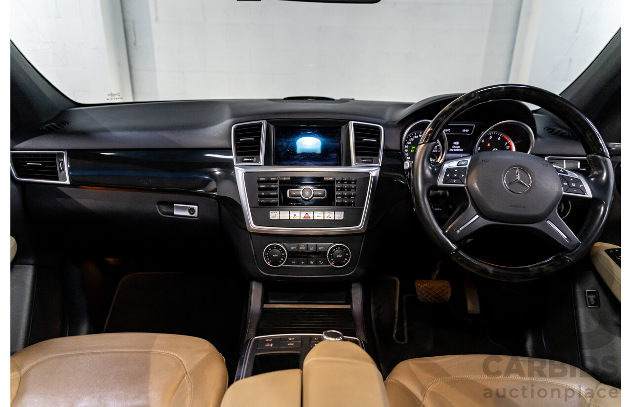 10/2014 Mercedes-Benz ML400 (4x4) 166 MY14 4d Wagon Black Obsidian Metallic Twin Turbo V6 3.0L