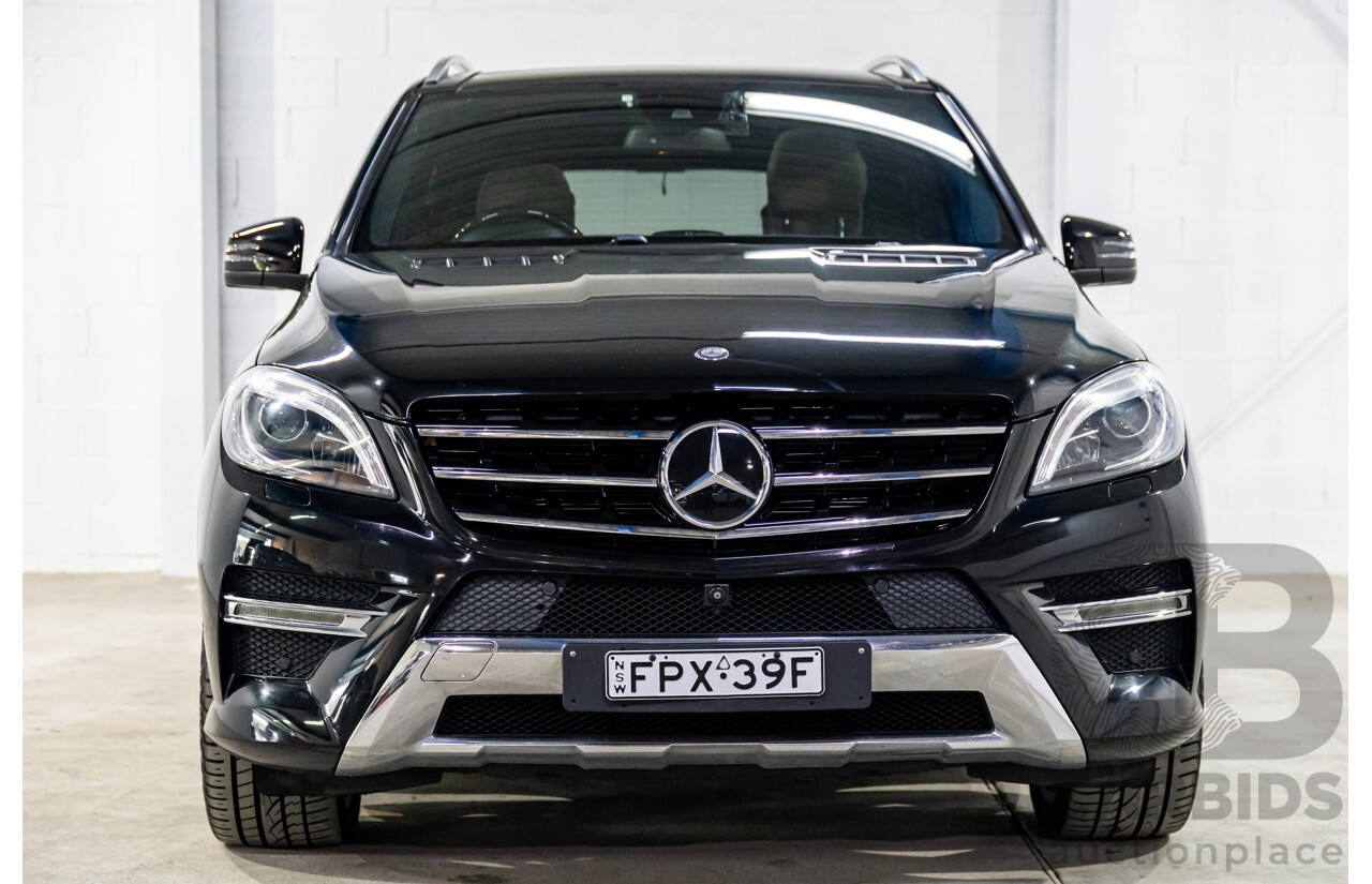 10/2014 Mercedes-Benz ML400 (4x4) 166 MY14 4d Wagon Black Obsidian Metallic Twin Turbo V6 3.0L