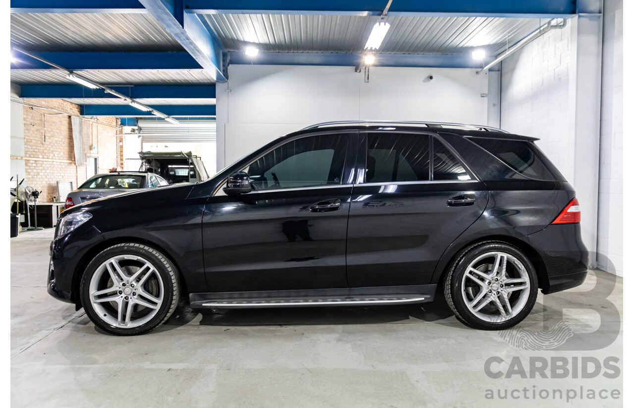10/2014 Mercedes-Benz ML400 (4x4) 166 MY14 4d Wagon Black Obsidian Metallic Twin Turbo V6 3.0L