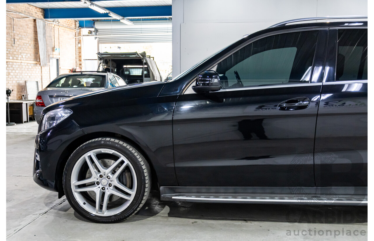 10/2014 Mercedes-Benz ML400 (4x4) 166 MY14 4d Wagon Black Obsidian Metallic Twin Turbo V6 3.0L