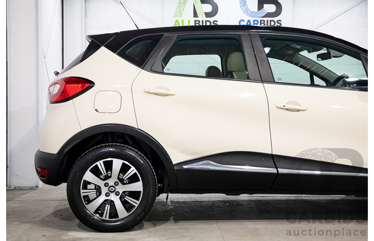 04/2017 Renault Captur Expression (FWD) J87 4d Wagon Ivory White/Diamond Black Turbo 1.2L