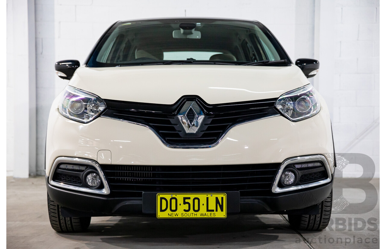 04/2017 Renault Captur Expression (FWD) J87 4d Wagon Ivory White/Diamond Black Turbo 1.2L