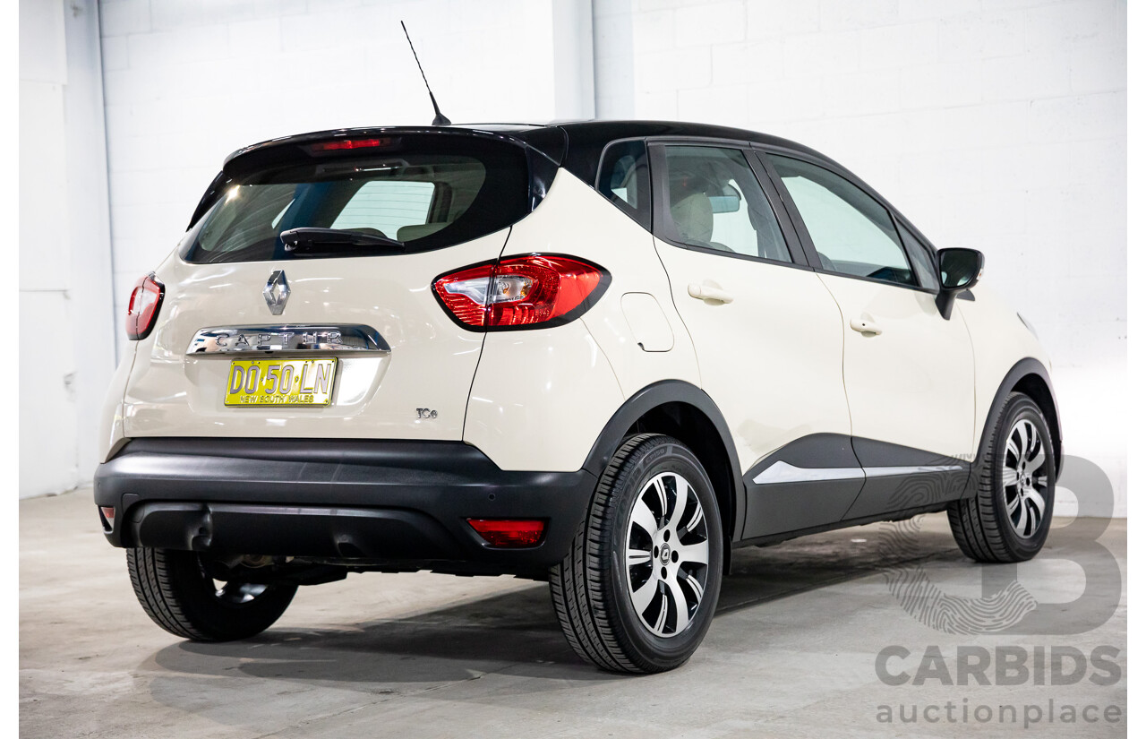 04/2017 Renault Captur Expression (FWD) J87 4d Wagon Ivory White/Diamond Black Turbo 1.2L