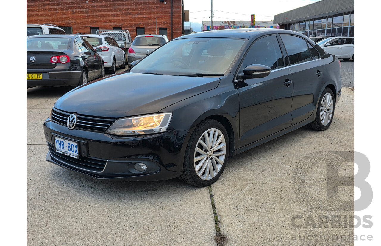 11/2011 Volkswagen Jetta 147 TSI Highline 1KM MY10 4d Sedan Black 2.0L
