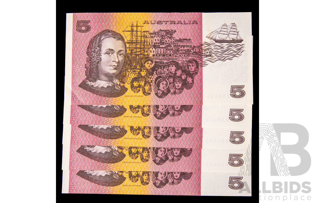 Five Australian 1990 Five Dollar Notes, Fraser/Higgins Consecutive QFK 030450 - QFK 030454