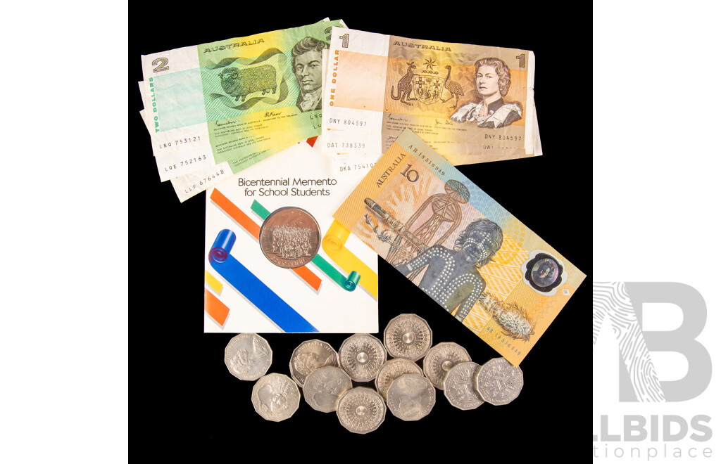 Australian 1988 Ten Dollar Note, Johnston/Fraser Bicentennial Ab 1851649, Three 1985 Two Dollar Notes, Johnston/Fraser, Three 1982 One Dollar Notes Johnston/Stone ......