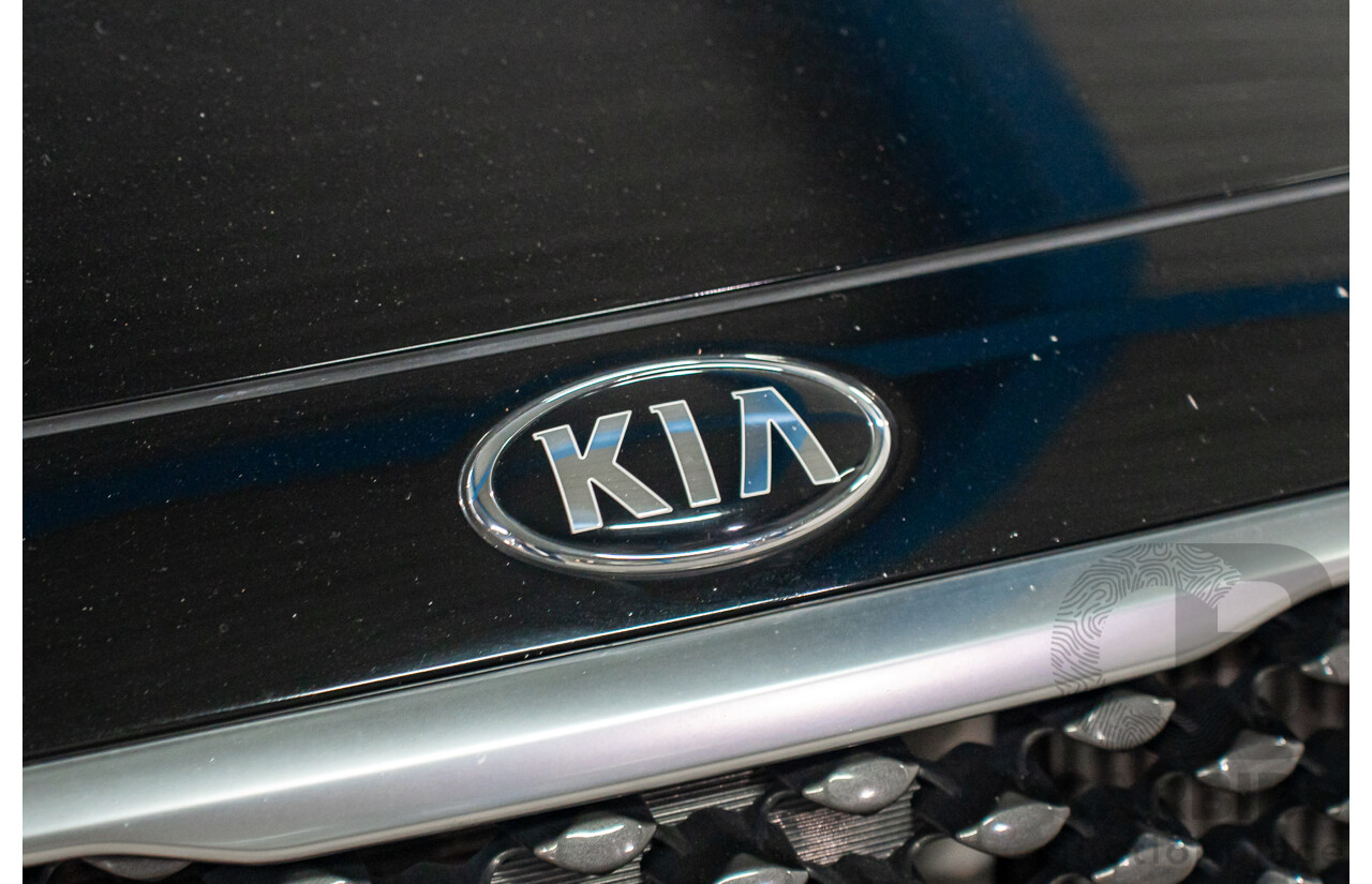 06/2017 Kia Carnival Platinum (FWD) YP MY18 4d Wagon Aurora Black Pearl Turbo Diesel 2.2L
