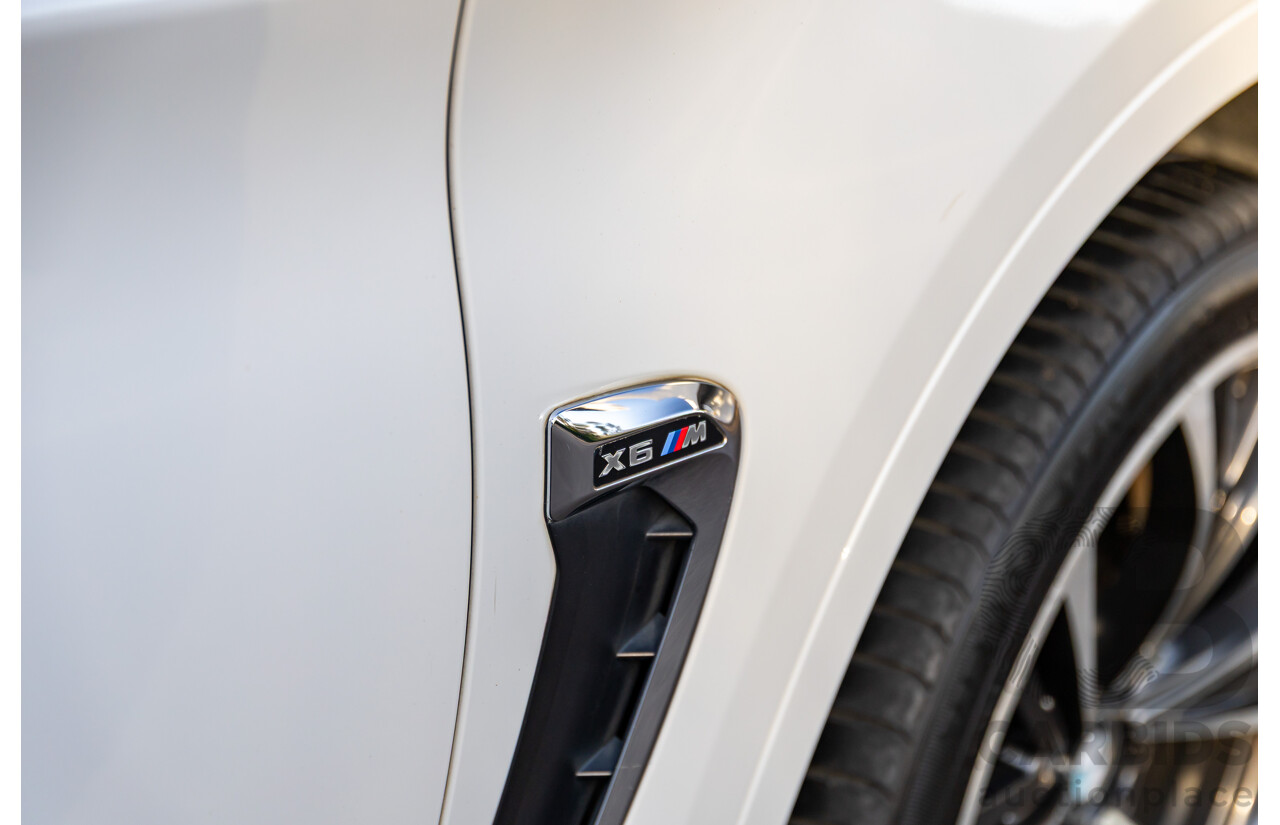 8/2015 BMW X6 M F86 4d Coupe Alpine White Twin Turbo V8 4.4L
