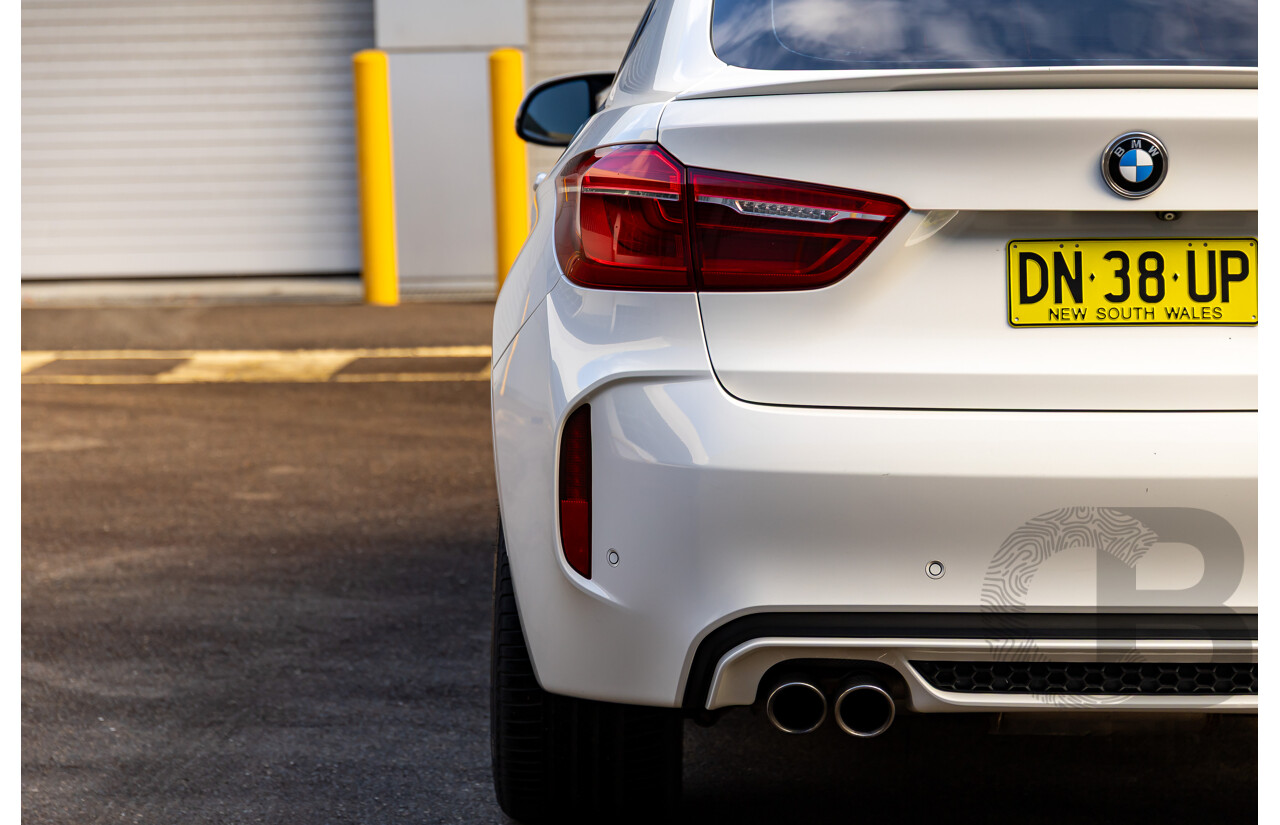 8/2015 BMW X6 M F86 4d Coupe Alpine White Twin Turbo V8 4.4L