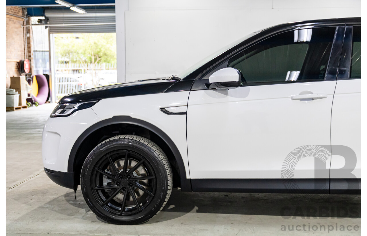 01/2020 Land Rover Discovery Sport P200 S (147kW AWD) L550 MY20.5 4d Wagon Fuji White Turbo 2.0L - 7 Seater