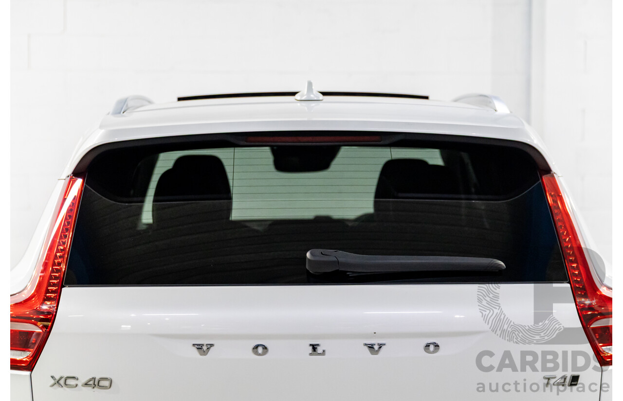 08/2020 Volvo XC40 T4 Inscription (AWD) AWD 536 MY21 4d Wagon Crystal White Pearl Turbo 2.0L