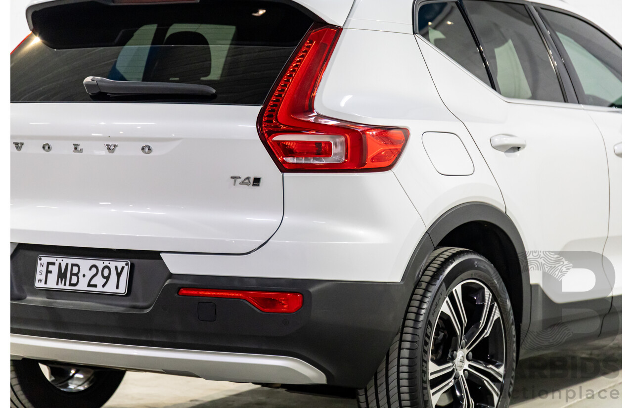 08/2020 Volvo XC40 T4 Inscription (AWD) AWD 536 MY21 4d Wagon Crystal White Pearl Turbo 2.0L