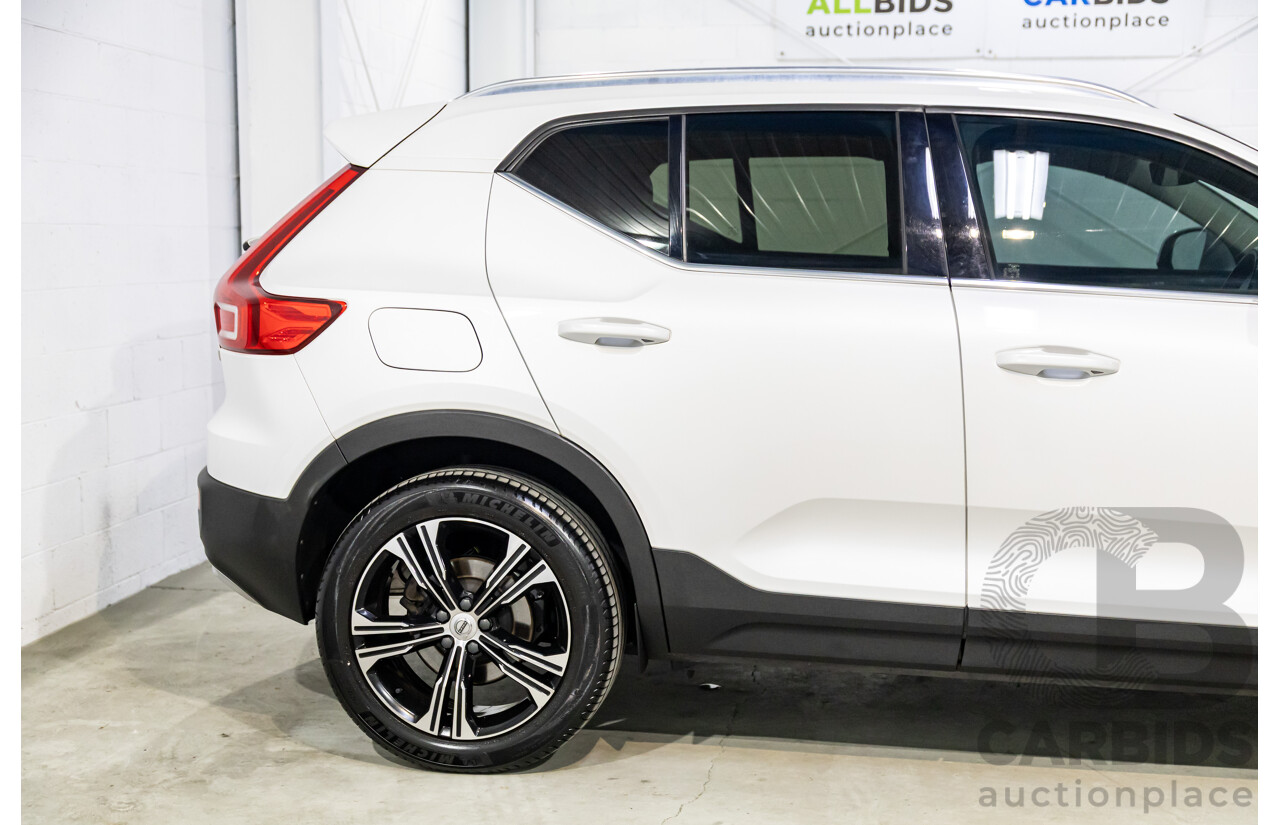 08/2020 Volvo XC40 T4 Inscription (AWD) AWD 536 MY21 4d Wagon Crystal White Pearl Turbo 2.0L