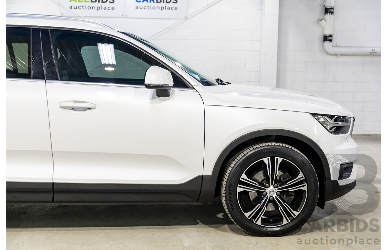 08/2020 Volvo XC40 T4 Inscription (AWD) AWD 536 MY21 4d Wagon Crystal White Pearl Turbo 2.0L