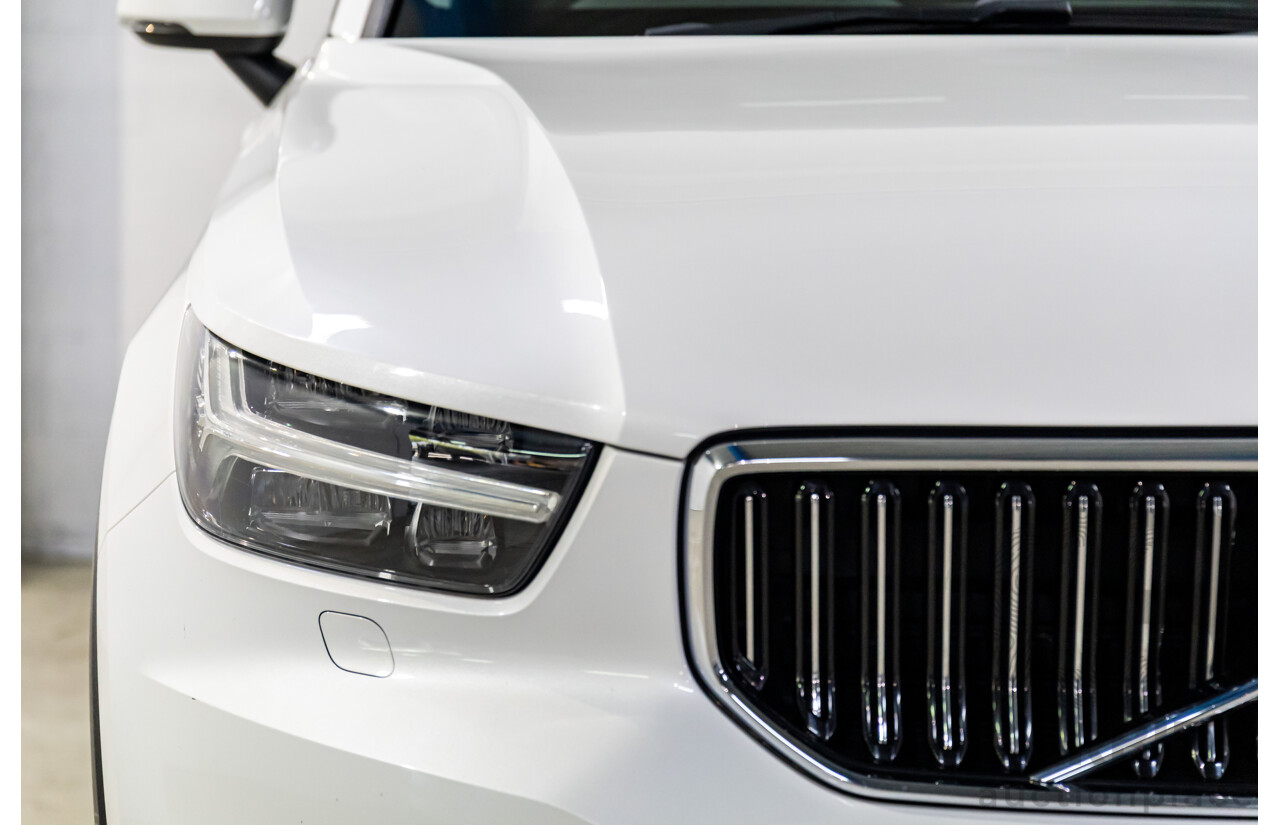 08/2020 Volvo XC40 T4 Inscription (AWD) AWD 536 MY21 4d Wagon Crystal White Pearl Turbo 2.0L